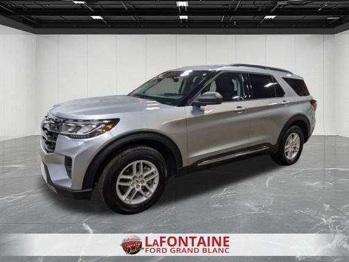 Iconic Silver Metallic 2025 Ford Explorer Active