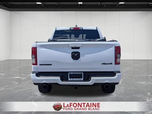 Bright White Clearcoat 2021 RAM 1500 Big Horn/Lone Star