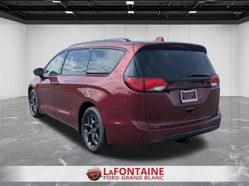 2020 Chrysler Pacifica Touring-L Plus