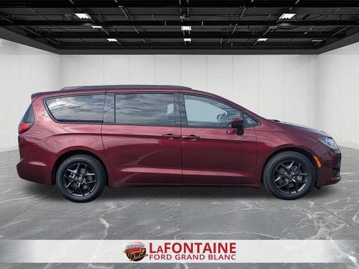 2020 Chrysler Pacifica Touring-L Plus