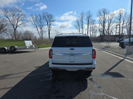 Oxford White 2023 Ford Expedition Limited