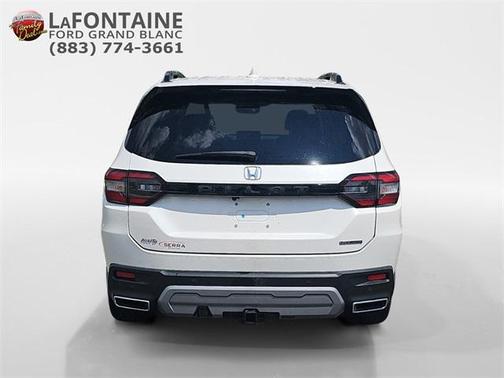 2024 Honda Pilot Touring 8-Passenger