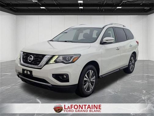 2019 Nissan Pathfinder SV