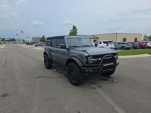Carbonized Gray Metallic 2022 Ford Bronco Wildtrak