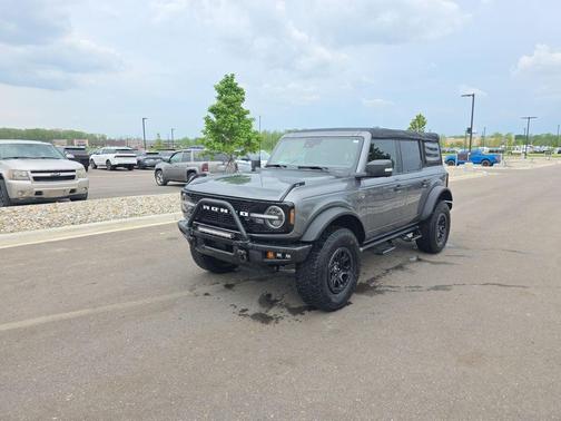 Carbonized Gray Metallic 2022 Ford Bronco Wildtrak