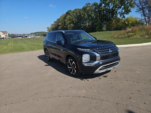 2023 Mitsubishi Outlander PHEV SEL