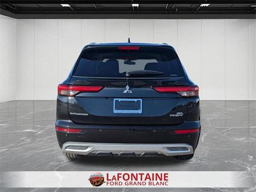 2023 Mitsubishi Outlander PHEV SEL
