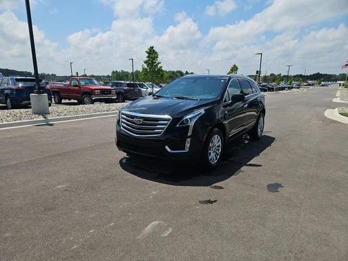2017 Cadillac XT5 Base