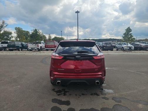 2019 Ford Edge ST