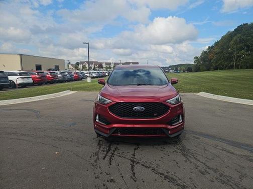 2019 Ford Edge ST