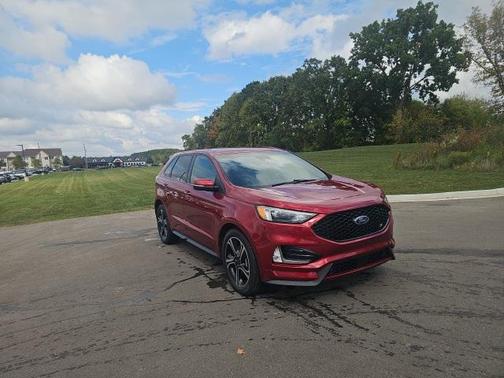 2019 Ford Edge ST