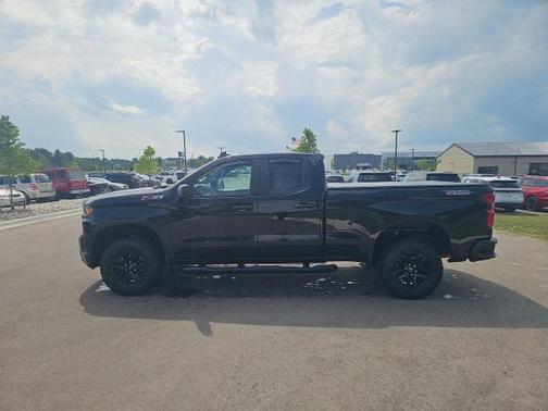 2020 Chevrolet Silverado 1500 Custom Trail Boss