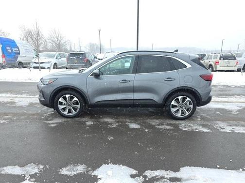 2024 Ford Escape Platinum