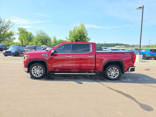Red Quartz Tintcoat 2019 GMC Sierra 1500 SLT