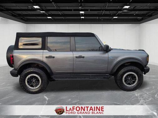 Carbonized Gray Metallic 2022 Ford Bronco Black Diamond