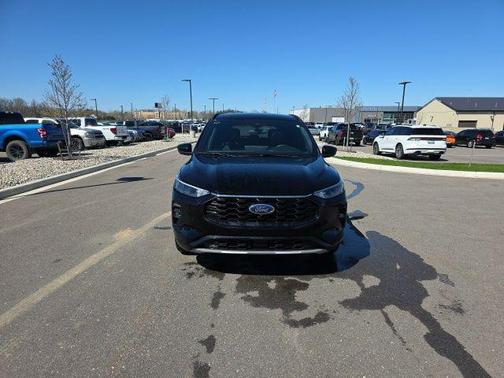 Agate Black Metallic 2023 Ford Escape ST-Line Select
