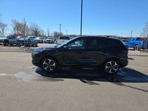 Agate Black Metallic 2023 Ford Escape ST-Line Select