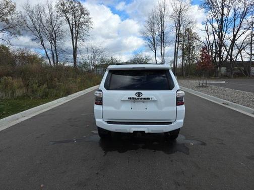 2024 Toyota 4Runner SR5 Premium