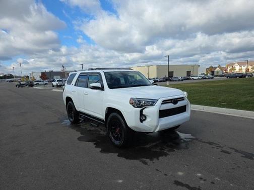 2024 Toyota 4Runner SR5 Premium