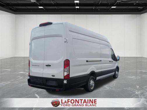 Oxford White 2023 Ford Transit-250 Base