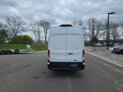 Oxford White 2023 Ford Transit-250 Base