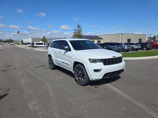 Bright White Clearcoat 2021 Jeep Grand Cherokee 80th Anniversary 4x4
