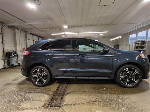 2023 Ford Edge ST