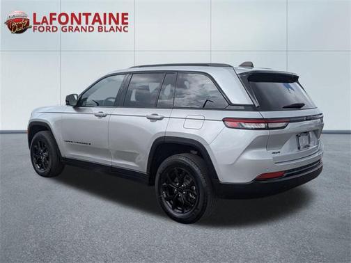 2024 Jeep Grand Cherokee Altitude