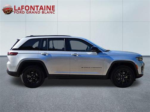 2024 Jeep Grand Cherokee Altitude