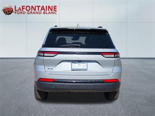 2024 Jeep Grand Cherokee Altitude