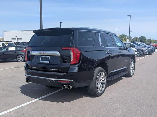 Midnight Blue Metallic 2022 GMC Yukon Denali