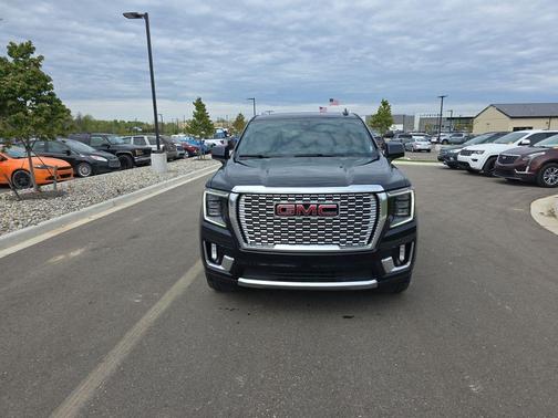 Midnight Blue Metallic 2022 GMC Yukon Denali