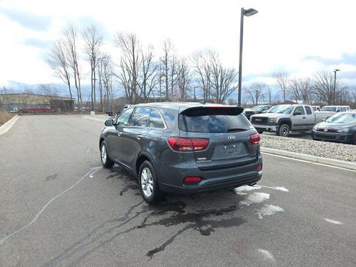 2020 Kia Sorento LX