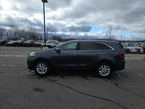 2020 Kia Sorento LX