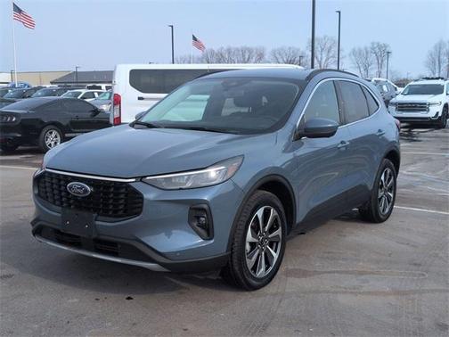 2024 Ford Escape Platinum
