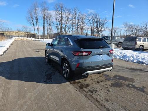 2024 Ford Escape Platinum