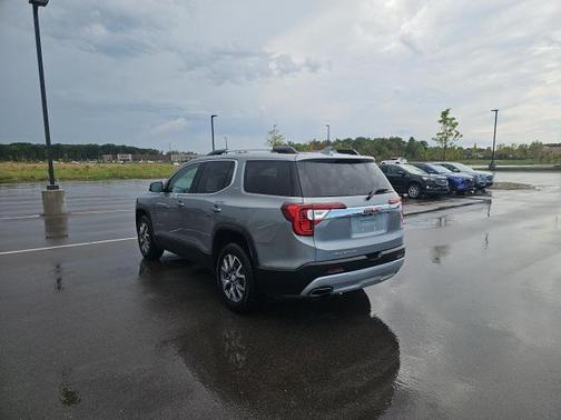2023 GMC Acadia FWD SLT