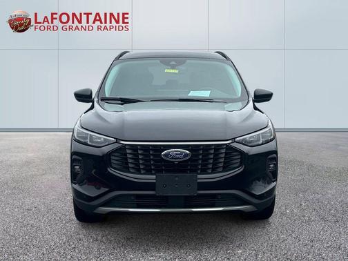 Agate Black Metallic 2024 Ford Escape Platinum