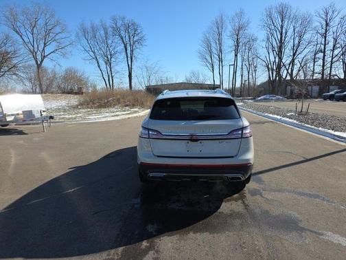 2020 Lincoln Nautilus Reserve