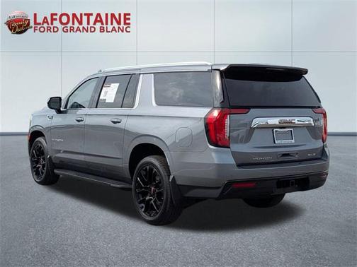 2022 GMC Yukon XL SLE