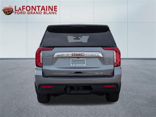 2022 GMC Yukon XL SLE