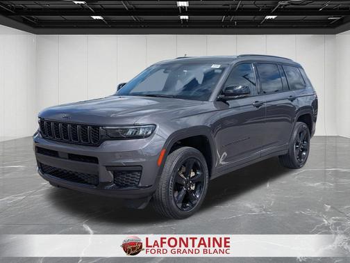 Baltic Gray Metallic Clearcoat 2023 Jeep Grand Cherokee L Altitude