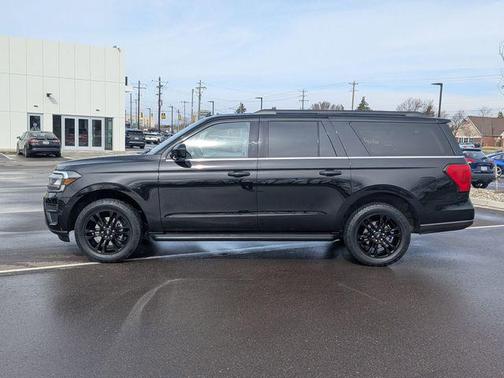 Agate Black Metallic 2024 Ford Expedition Max XLT