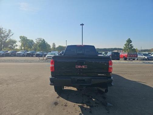 2019 GMC Sierra 2500 Denali