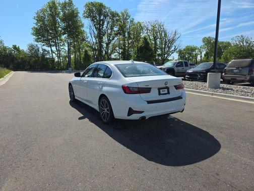 Alpine White 2021 BMW 330 xDrive