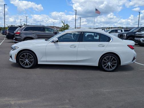 Alpine White 2021 BMW 330 xDrive