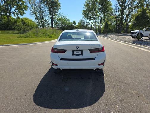 Alpine White 2021 BMW 330 xDrive