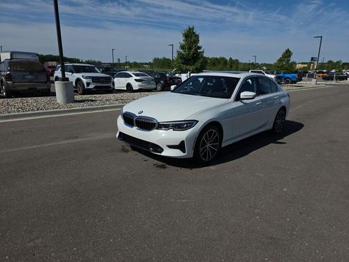 Alpine White 2021 BMW 330 xDrive