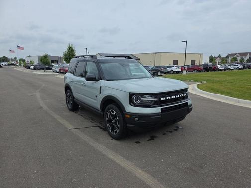 Cactus 2023 Ford Bronco Sport Outer Banks
