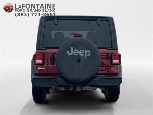 2021 Jeep Wrangler Islander